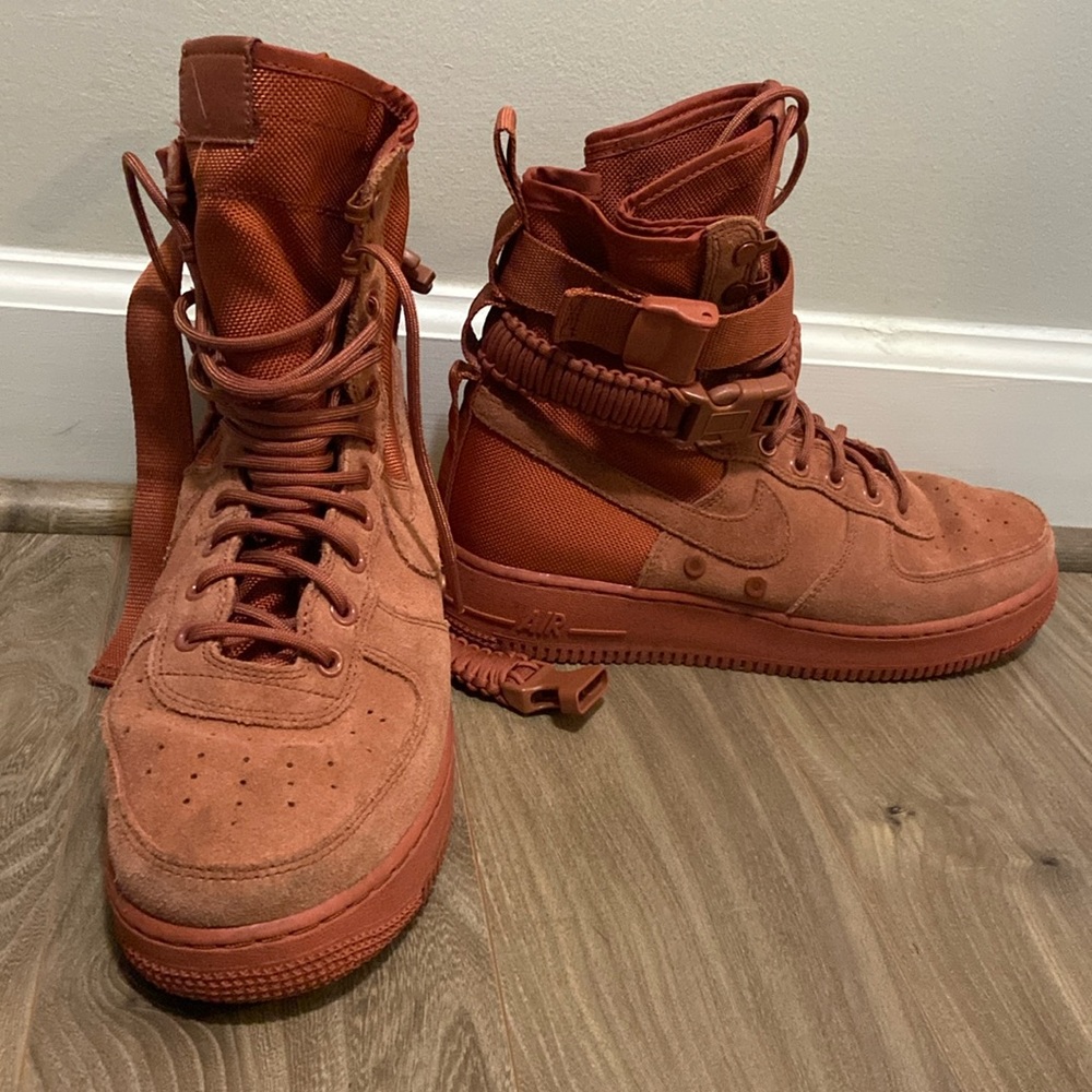 Men’s Nike AirForce boots